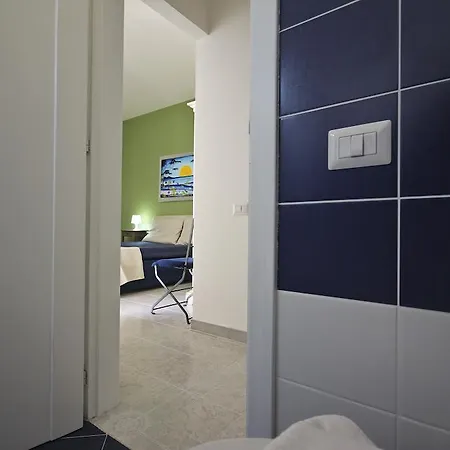 B&B Villa Genny A Pochi Passi Dal Mare Сан-Катальдо