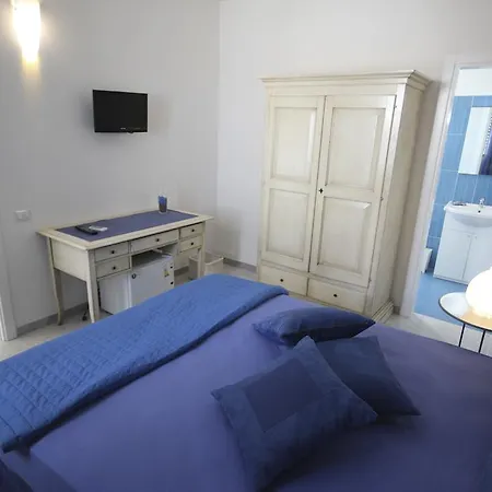 B&B Villa Genny A Pochi Passi Dal Mare Сан-Катальдо