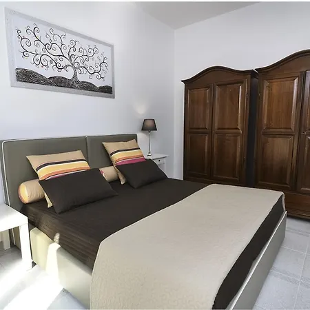 B&B Villa Genny A Pochi Passi Dal Mare Сан-Катальдо